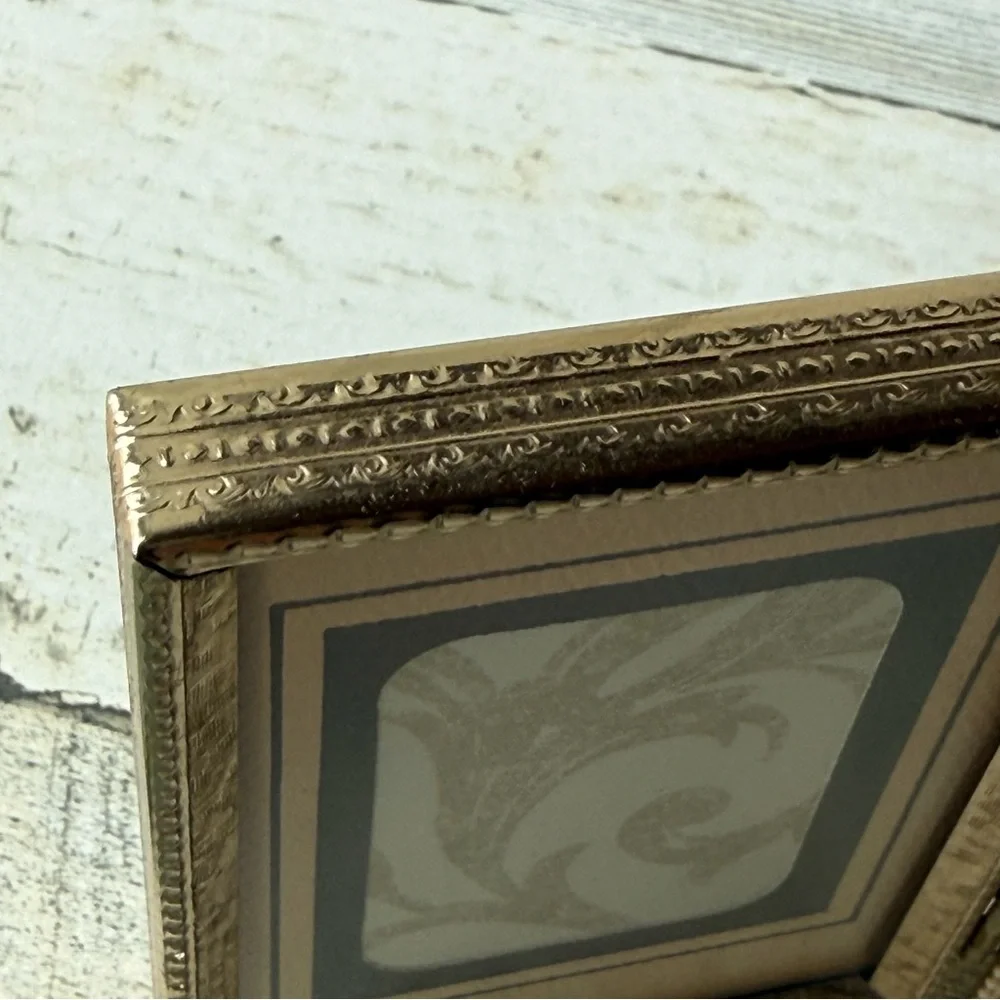 Vintage Gold Tone Bifold Hinged Metal Picture Photo Small Frame Tabletop